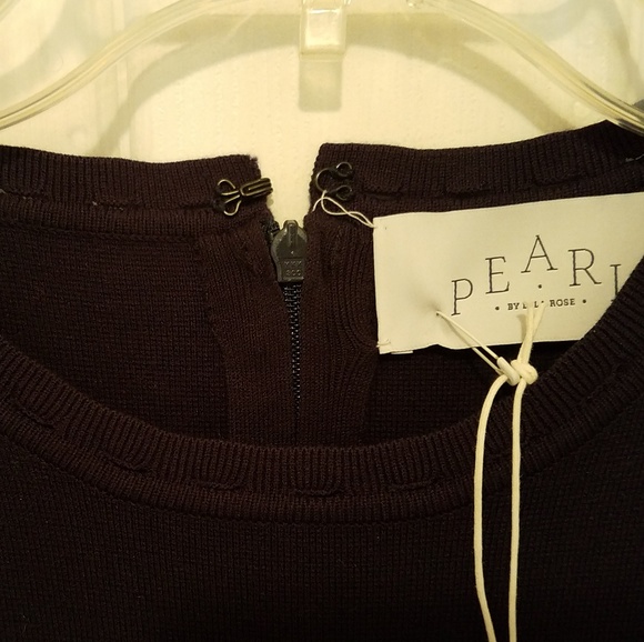 Pearl by Lily Rose - Knit Flutter Sleeve Dress - Picture 3 of 6